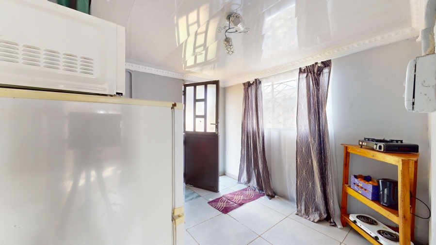 2 Bedroom Property for Sale in Mohadin North West
